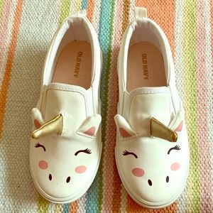 Old Navy 🦄 Slip on Shoes